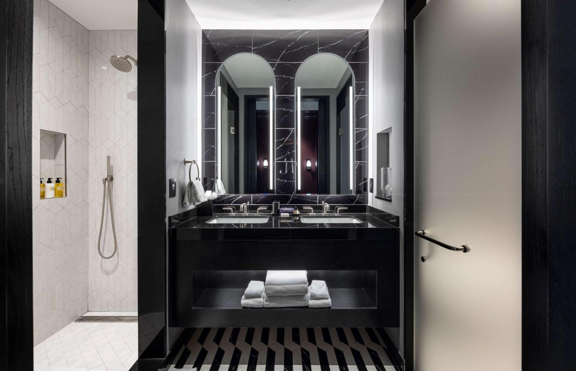 Daxton Hotel Birmingham, Curio Collection By Hilton エクステリア 写真